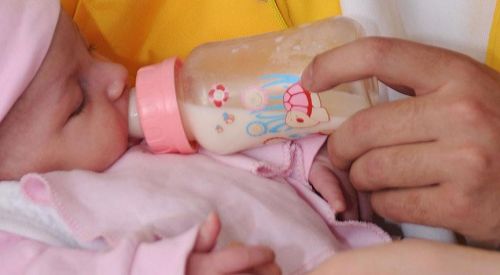 'Bebek Mamasını Maden Suyuyla Yapın'