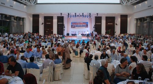 İskeçe Müftülüğü ve İskeçe Türk Birliği'nden Ortak İftar