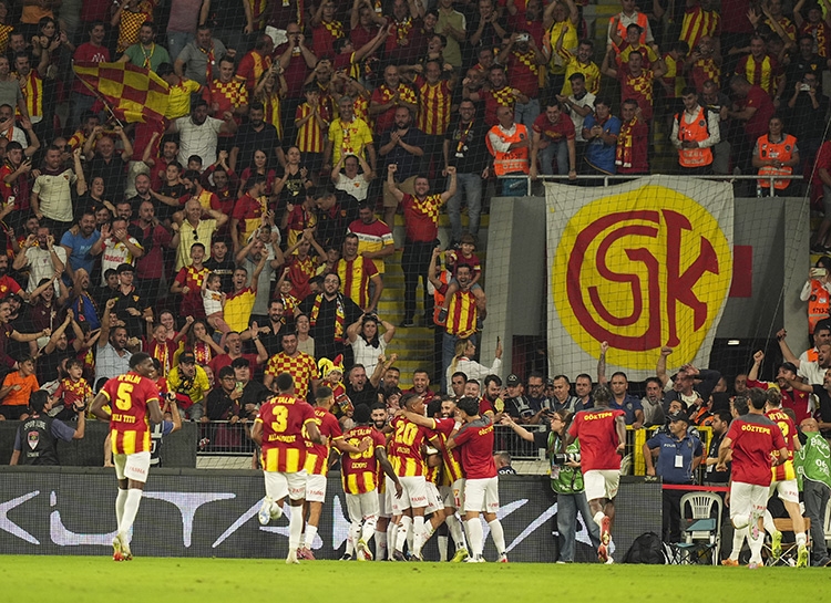 Göztepe, Beşiktaş'ı mağlup etti