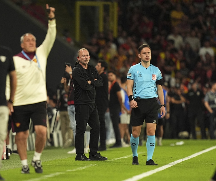 Göztepe, Beşiktaş'ı mağlup etti