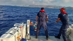 Yunanistan’a Yüzerek Geçmeye Çalışan 5 Göçmen Yakalandı