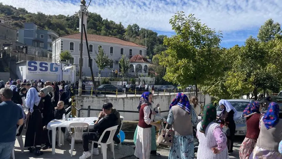 Mustafçova'daki öğrenci kermesine yoğun ilgi