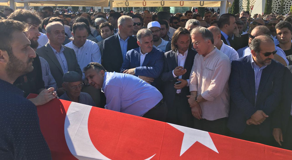 Şehidimiz Mustafa Cambaz tekbirlerle uğurlandı