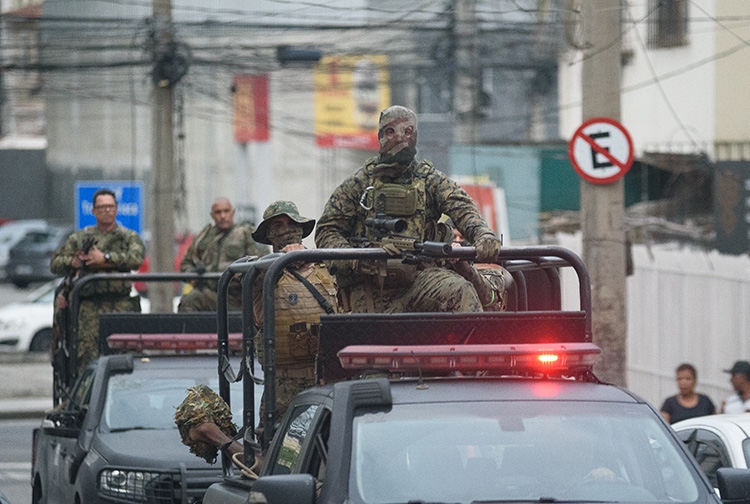 Brezilya'da güvenlik güçlerinin uyuşturucu operasyonu