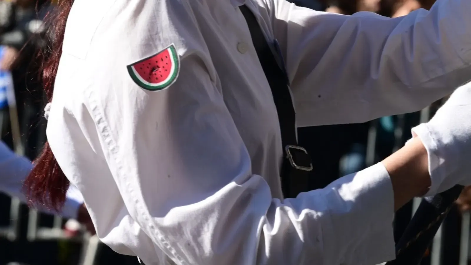 Yunanistan’da Filistin rozeti takan öğrenciye soruşturma başlatılmasına tepki