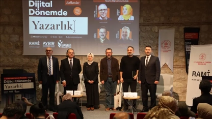 Uluslararası Yazarlar Buluşması'nda dijital dönemde yazarlık konusu ele alındı
