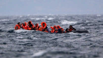 Yunanistan açıklarında batan göçmen teknesinde 3 kişi hayatını kaybetti