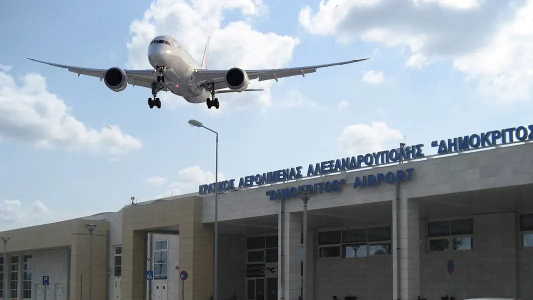 Dedeağaç Havalimanı’nda yolcu trafiği arttı