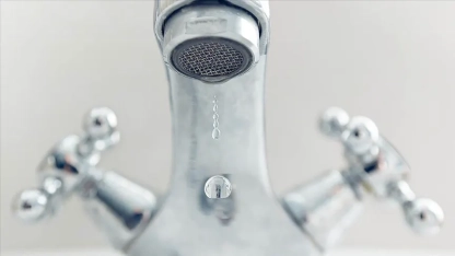 Su borusu patladı, 100 binden fazla kişi susuz kaldı!