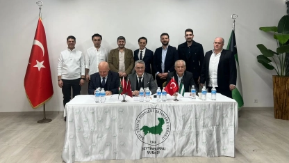 Batı Trakya Türkleri Dayanışma Derneği Zeytinburnu Şubesi’nde bayrak değişimi: Yeni başkan Mustafa Uzun