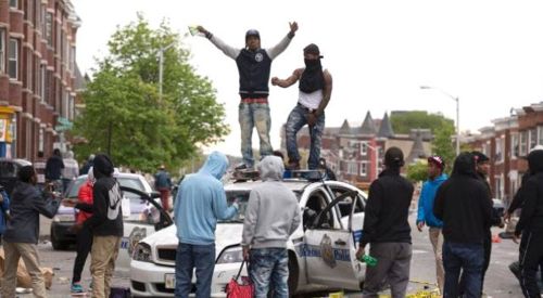ABD'de polis şiddeti protestosunda Milwaukee kenti karıştı!