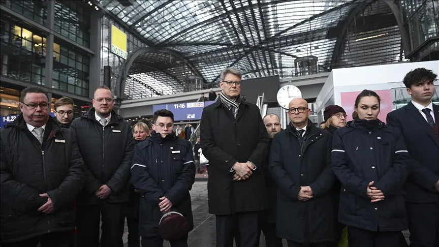 Almanya’da bilet kontrolü yapan Türk kondüktör, bir Yunan vatandaşın saldırısı sonucu hayatını kaybetti