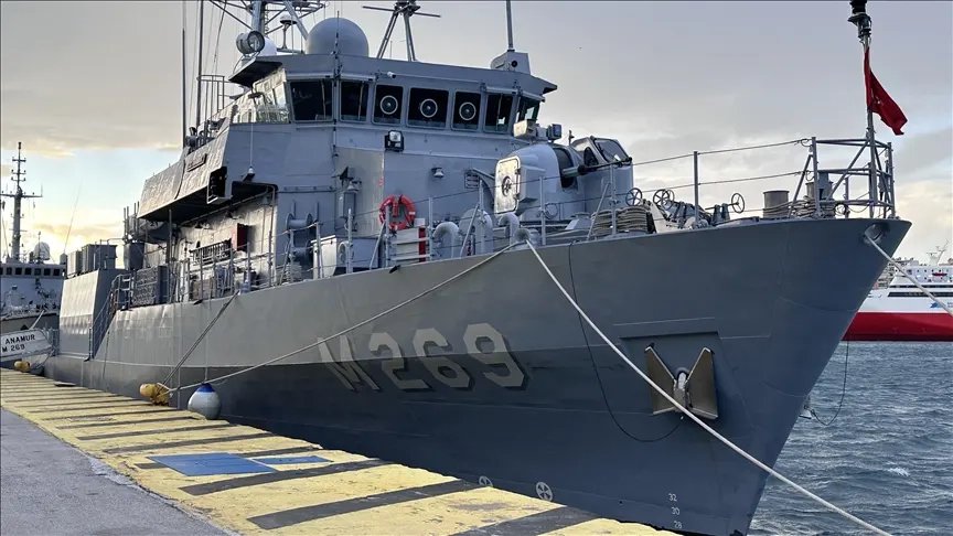 Türk mayın avlama gemisi TCG Anamur Yunanistan’da