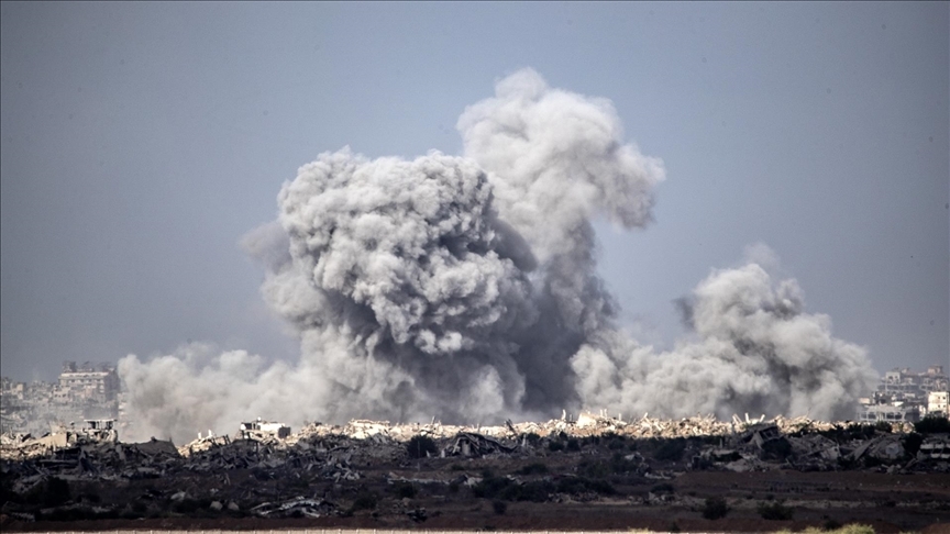 Ateşkesi ihlal eden İsrail, ramazan ayında da Gazze'yi bombalamaya devam ediyor
