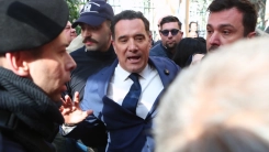 Sağlık Bakanı Georgiadis hastane ziyaretinde protestoyla karşılandı