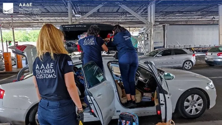 Yaptıkları büyük operasyonlarla kaçakçılara göz açtırmıyorlar