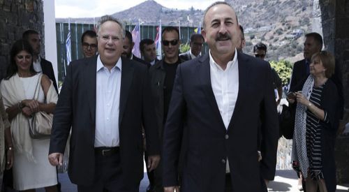 Çavuşoğlu ile Kocias Girit Adası'nda buluştu