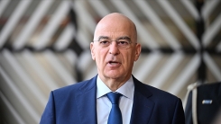 Yunanistan Savunma Bakanı Dendias, nükleer güç rolü istemediklerini bildirdi