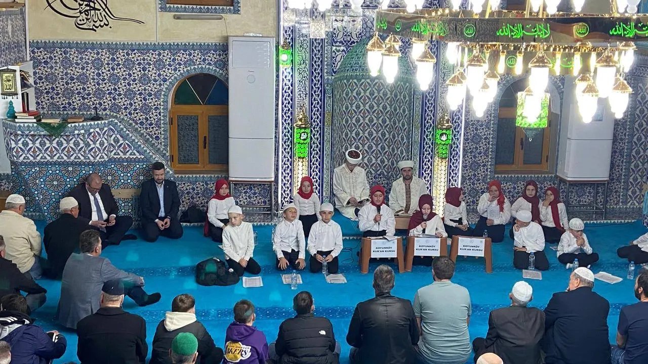 Kadir gecesi coşkusu Koyunköy Camii’ni doldurdu
