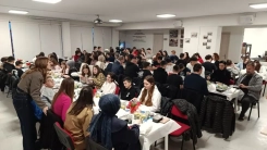 Gençler "Mucize Tiyatro"nun iftarında buluştu