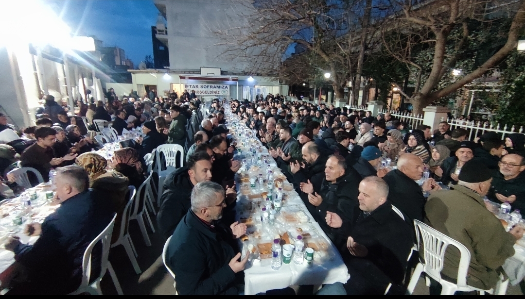 Soydaşlar Gümülcine'deki bereketli iftar sofralarında buluştu