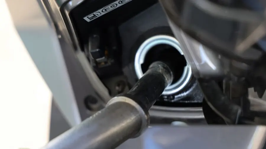 Meriç ilinde benzin ve motorin 2 euroyu aştı