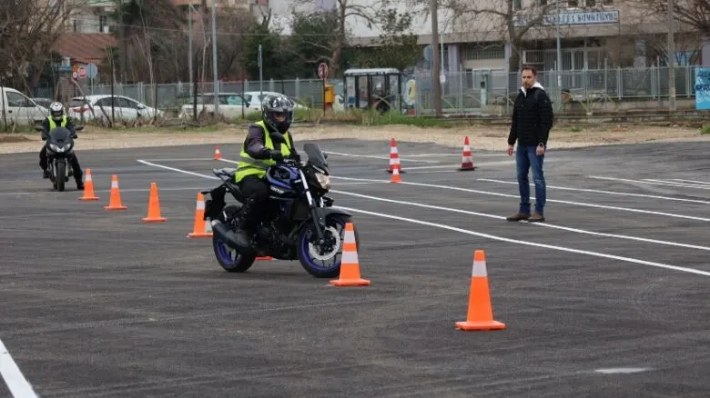Gümülcine'de motosiklet sürücüleri için yeni sınav pisti törenle açıldı