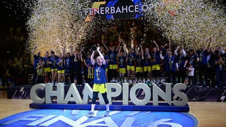 Avrupa’da Türk finali: Fenerbahçe Opet EuroLeague Women şampiyonu oldu