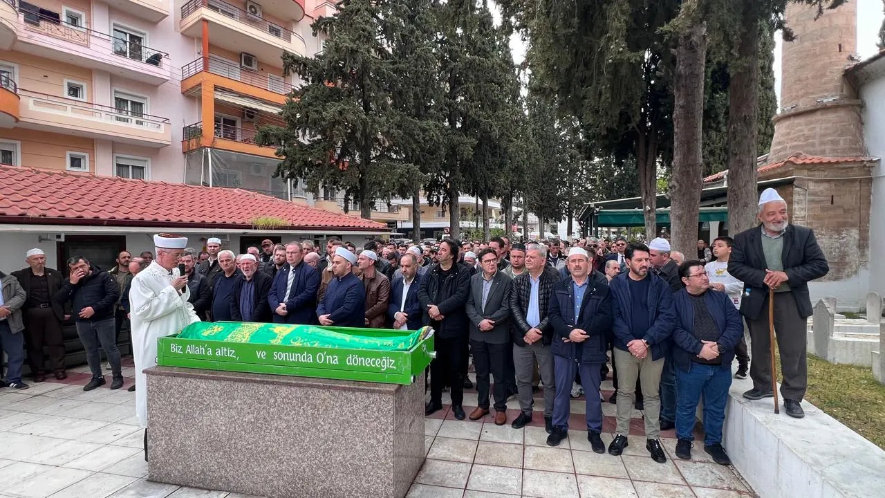 Gazeteci Mustafa Şargo son yolculuğuna uğurlandı