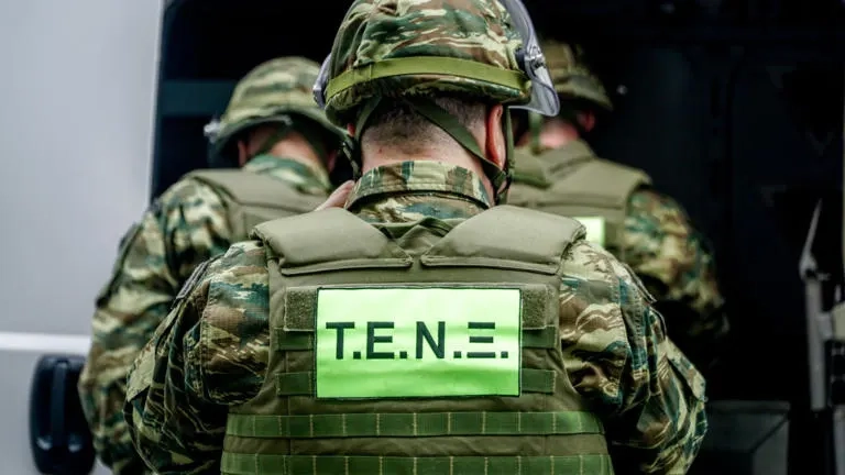 Yunanistan’da alarm! Köyde 3 savaş roketi bulundu