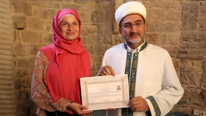 Yoga eğitmeni Olena, Müslüman olarak Meryem adını aldı
