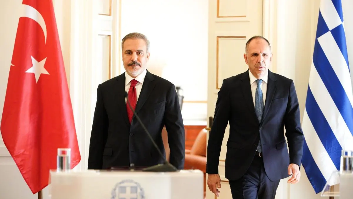 Fidan, mevkidaşı Gerapetritis ile telefonda görüştü