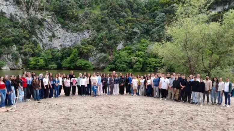 Gençler İskeçe Karasu’daki “Doğada Gençlik Bayramı”nda buluştu