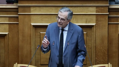 Samaras, hükümetin Türkiye politikasını eleştirdi