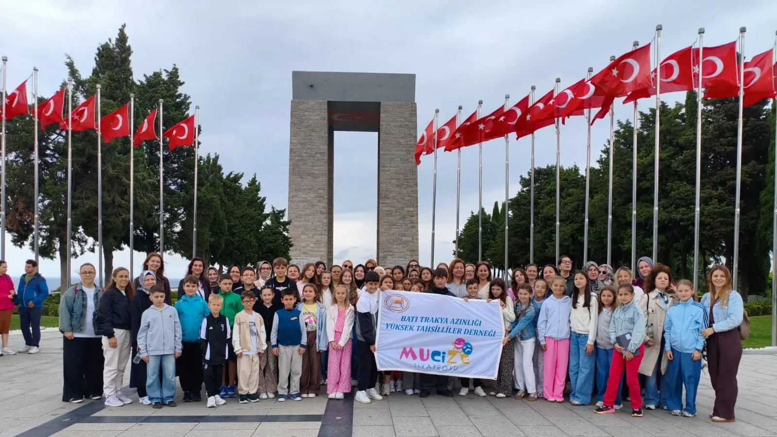 BTAYTD Mucize Tiyatrosu’ndan Çanakkale’ye kültür gezisi