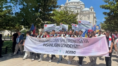 Liseliler Srebrenitsa Soykırımı anma etkinliklerine katılmak üzere Bosna Hersek'e gitti