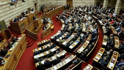 Yasa yoğunluğu Yunanistan’da bürokrasiyi artırıyor