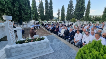 Merhum İskeçe Müftüsü Ahmet Mete kabri başında anıldı