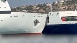 Girit Adası'nın Suda Limanı'nda yolcu gemisi ile yük gemisi çarpıştı