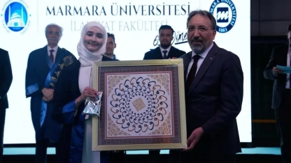 Gümülcineli Eslem Mehmet İlahiyat Fakültesi birincisi oldu