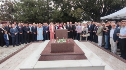 Batı Trakya Türklerinin unutulmaz lideri Dr. Sadık Ahmet, dualarla anıldı
