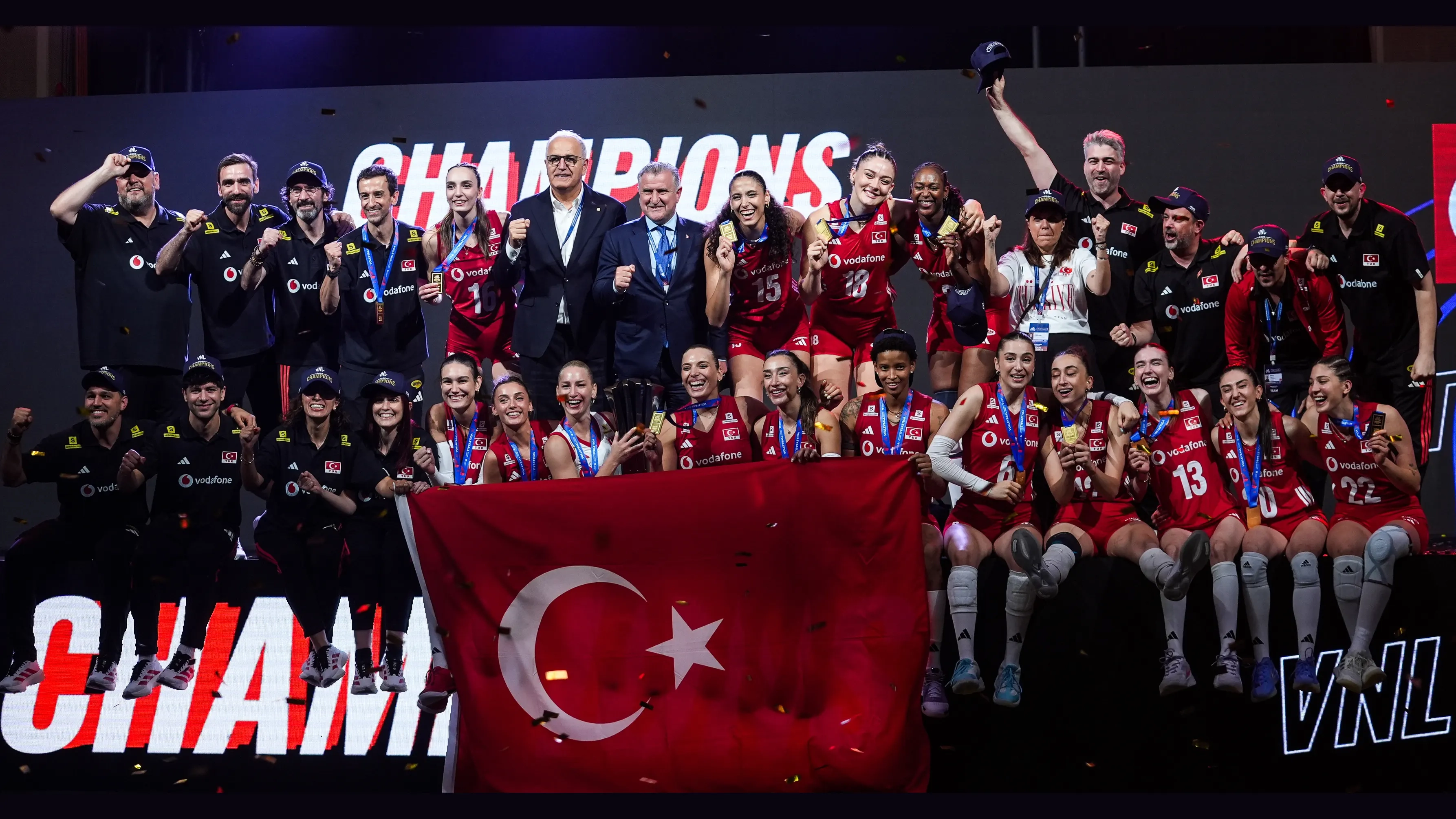 Filenin Sultanları VNL Milletler Ligi şampiyonu