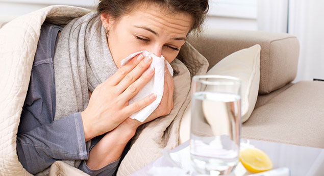 Gribin giriş kapısı eller