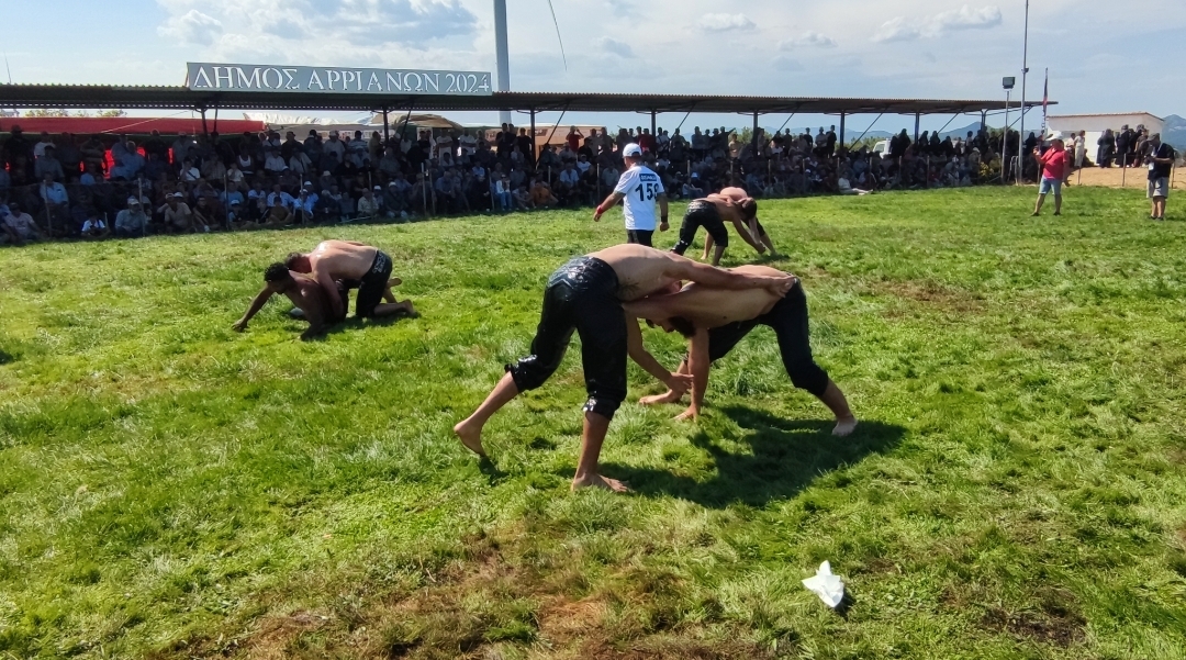 Alantepe'de Başpehlivan Esef Akpınar oldu 