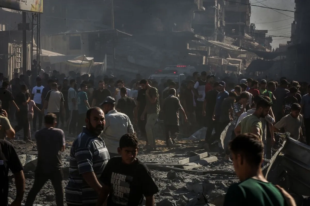 İsrail ordusu, Gazze'de su arıtma tesisine saldırarak çok sayıda Filistinliyi tahliyeye zorladı
