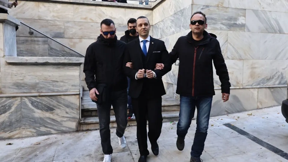 Yunanistan’da aşırı sağın dönüş tartışması: Kasidiaris siyasete geri dönmeye hazırlanıyor