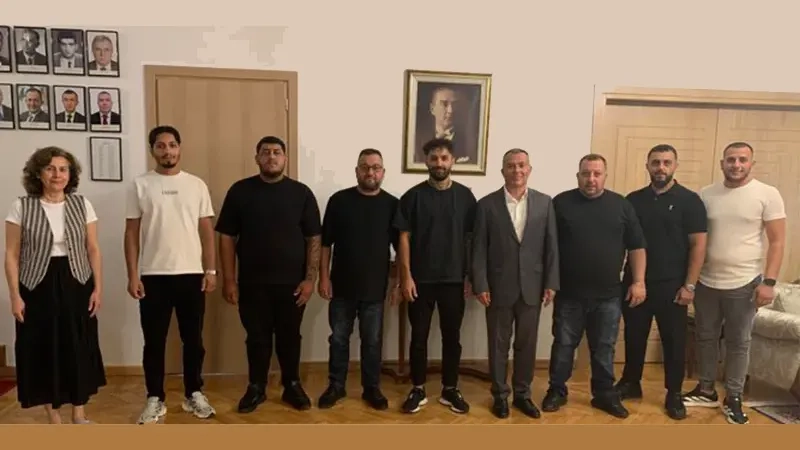 Selanik Müslümanları Derneğinden Başkonsolos Gedik’e veda ziyareti