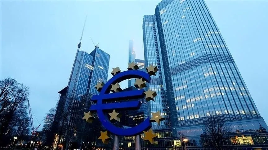 ECB, Orta Doğu kaynaklı enflasyon şokuna karşı faiz artışına devam etti