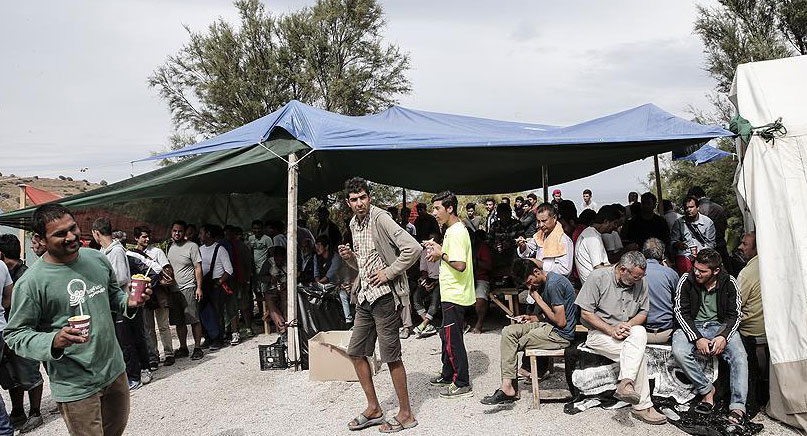 Yunan adalarında göçmen sayısı 15 bini aştı