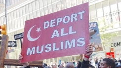 New York Belediye Binası önünde İslam karşıtı protesto düzenlendi